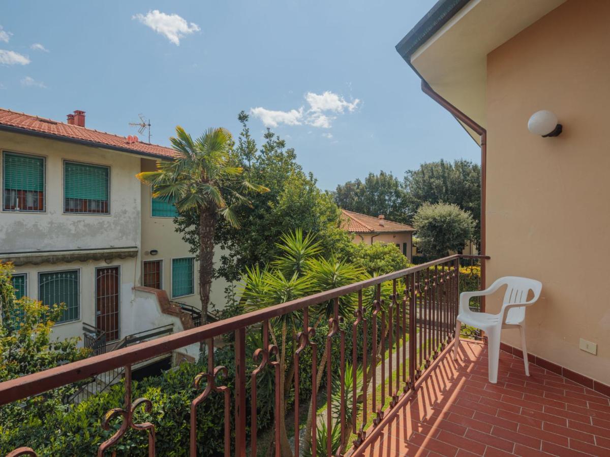 Holiday Home Antonia By Interhome Marina di Pietrasanta Kültér fotó