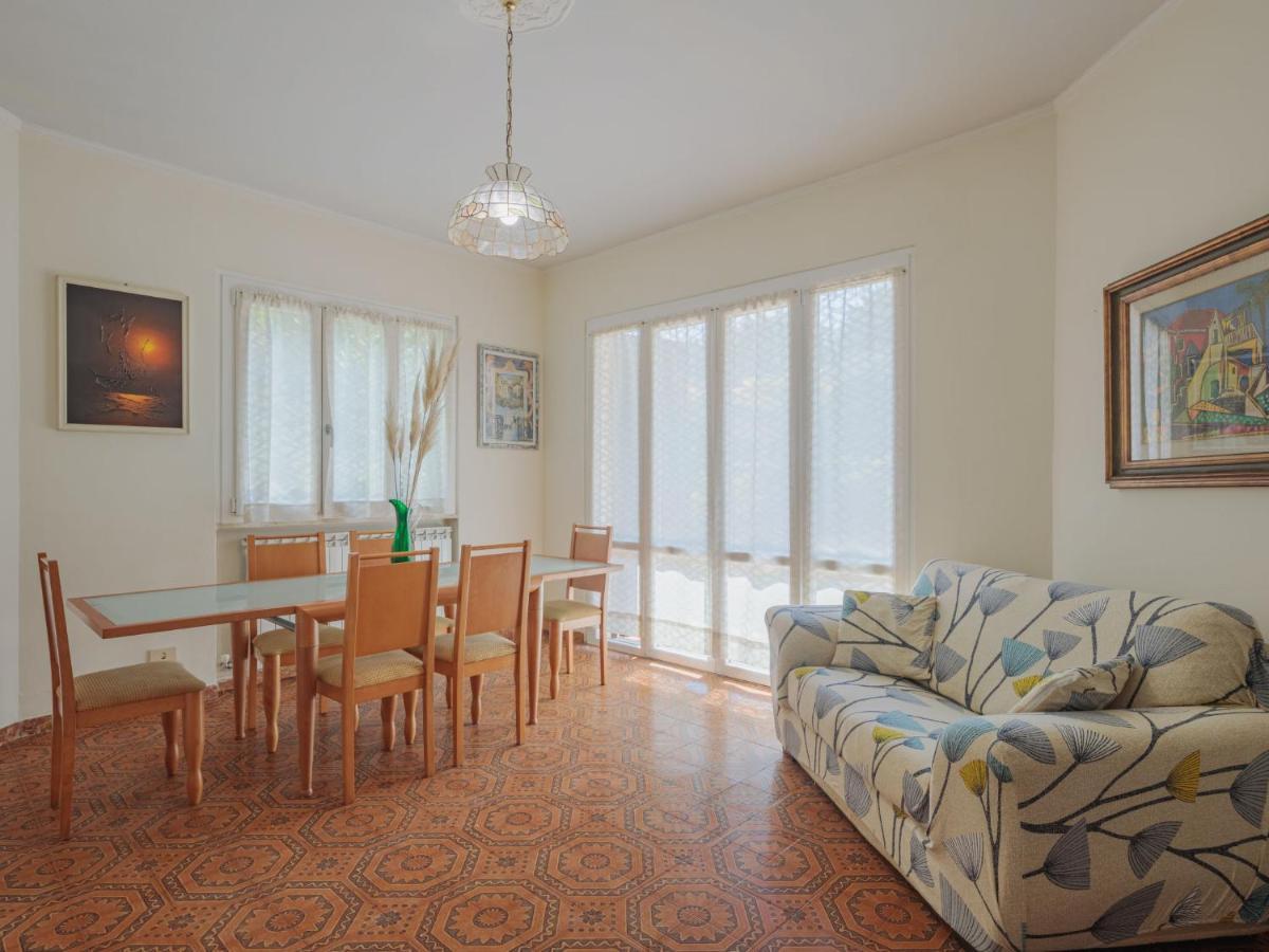 Holiday Home Antonia By Interhome Marina di Pietrasanta Kültér fotó